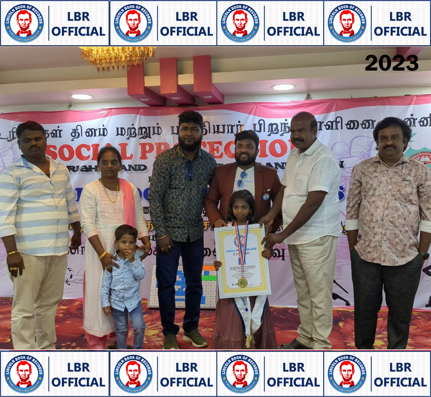 World record by Identifying people outfit colours and multiple  vehicle numbers by blindfold without having any physical contact