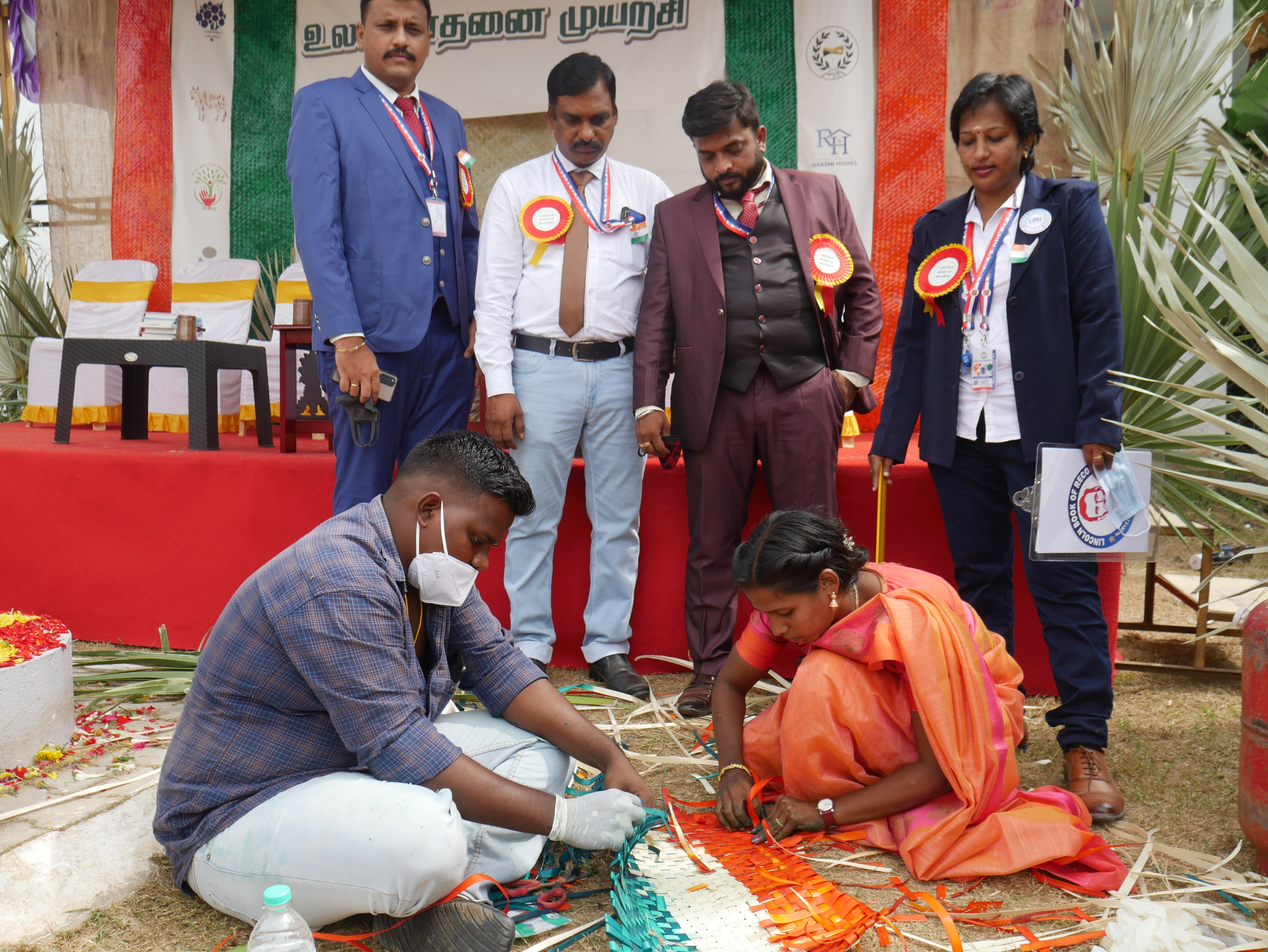 First time in the world, Indian National Flag made with palm leaves, its size 2×3 feet