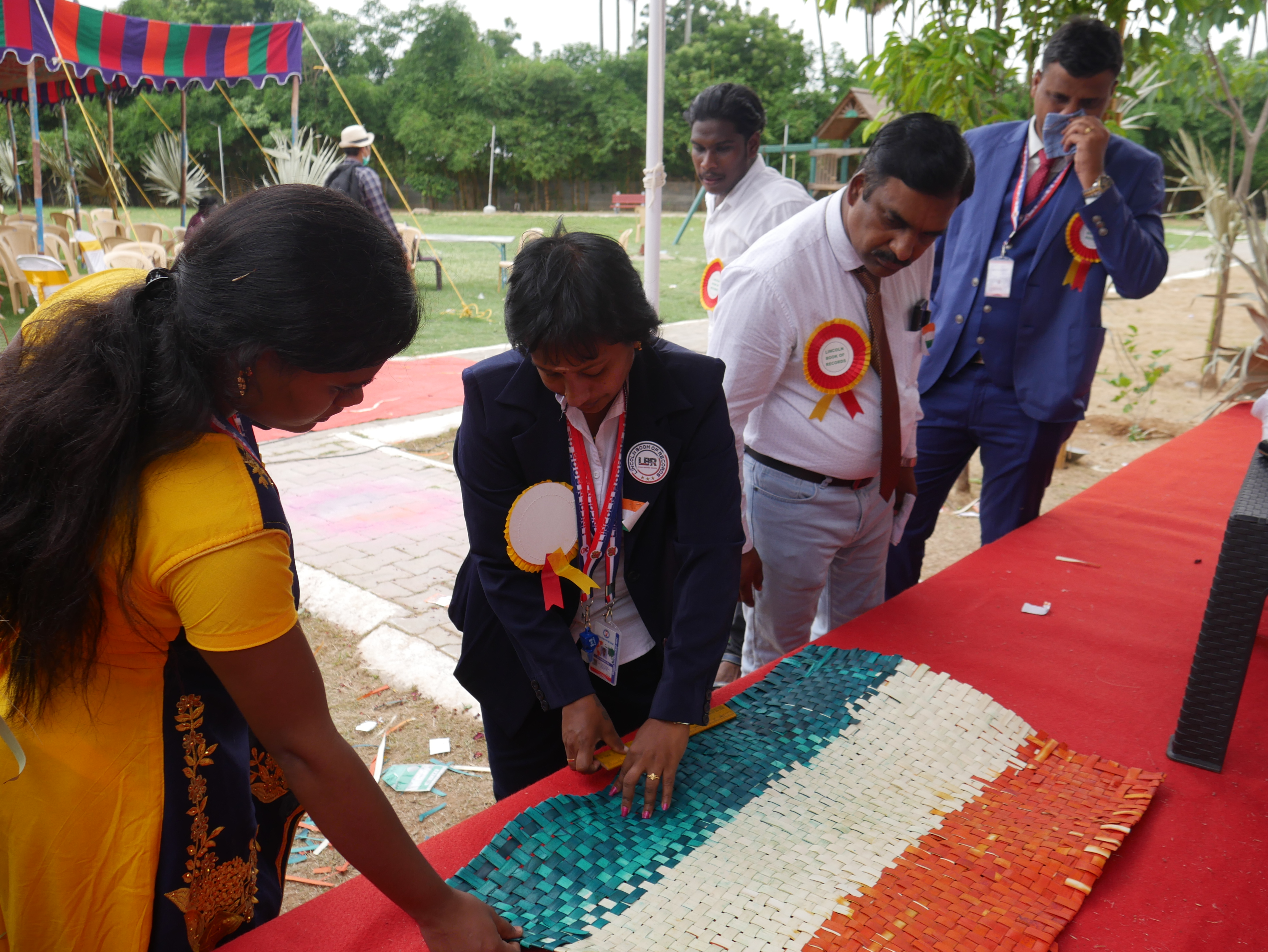 First time in the world, Indian National Flag made with palm leaves, its size 2×3 feet