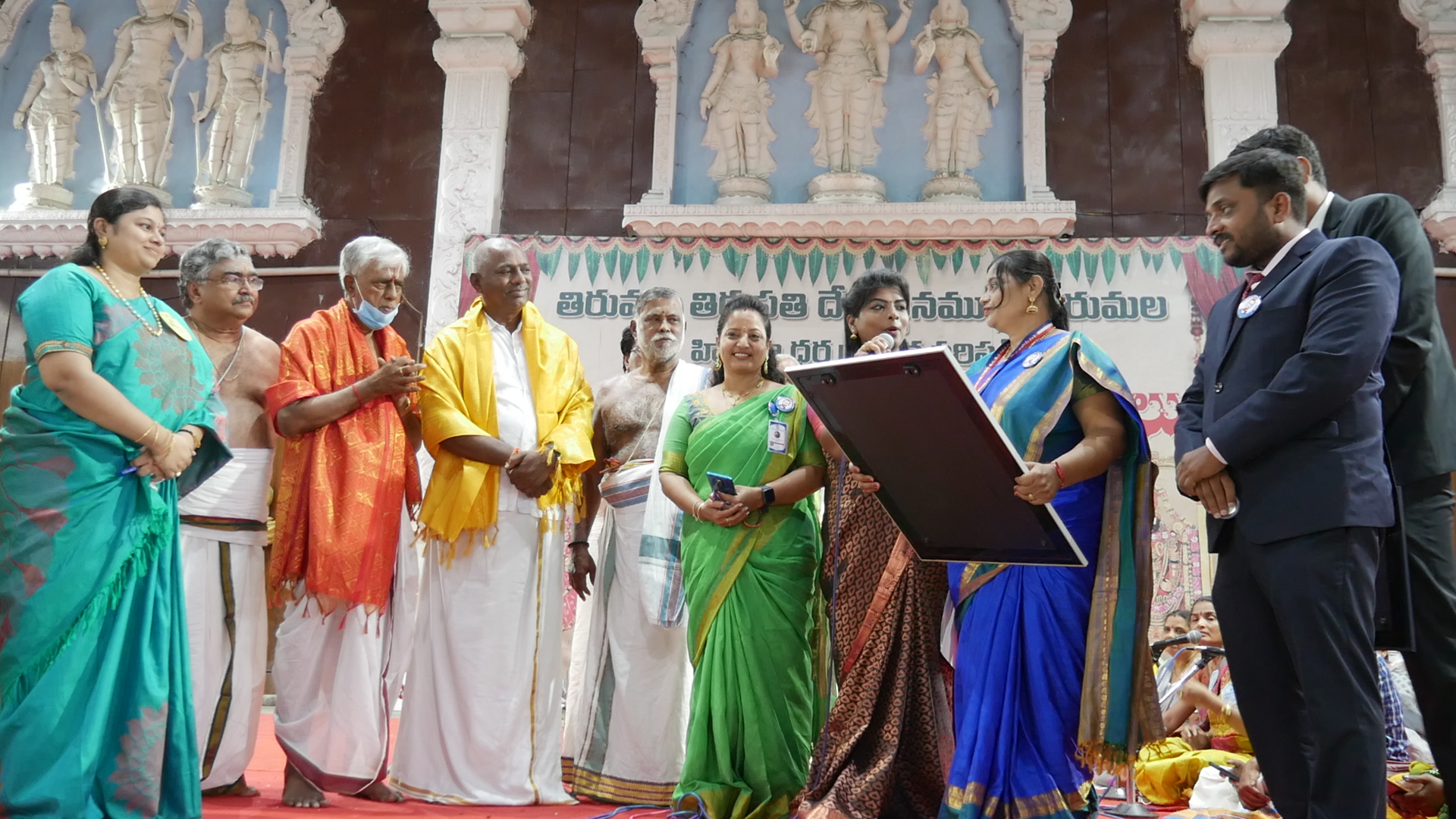 First  world record to Conduct Akhanda (non stop)  Parayanam of shri Vishnu Sahasranama for 72 hours