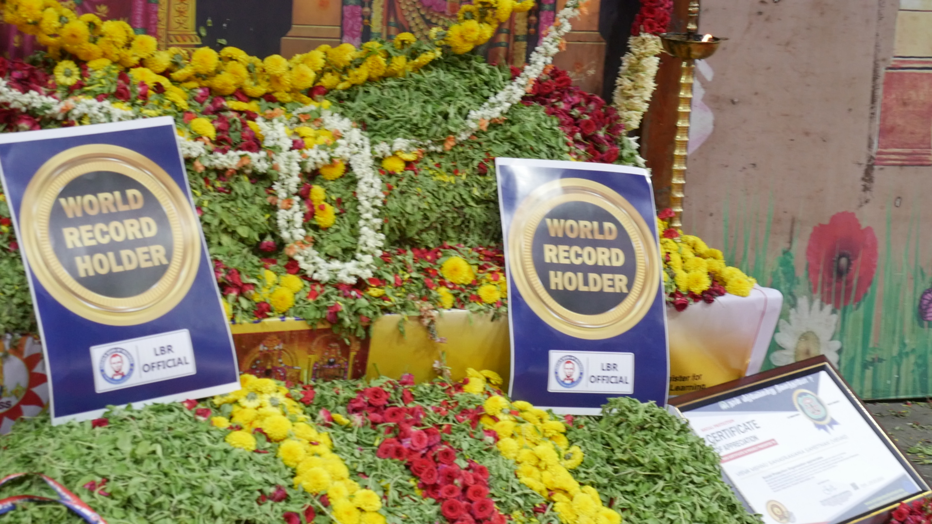 First  world record to Conduct Akhanda (non stop)  Parayanam of shri Vishnu Sahasranama for 72 hours